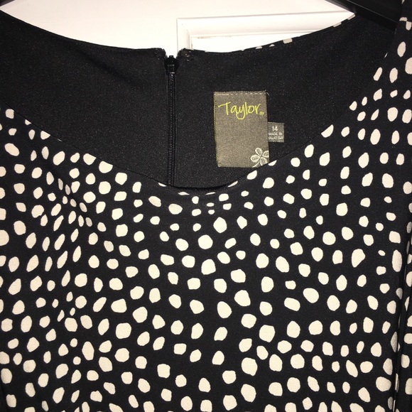 Excellent Condition -Black and White Dress - Picture 3 of 4